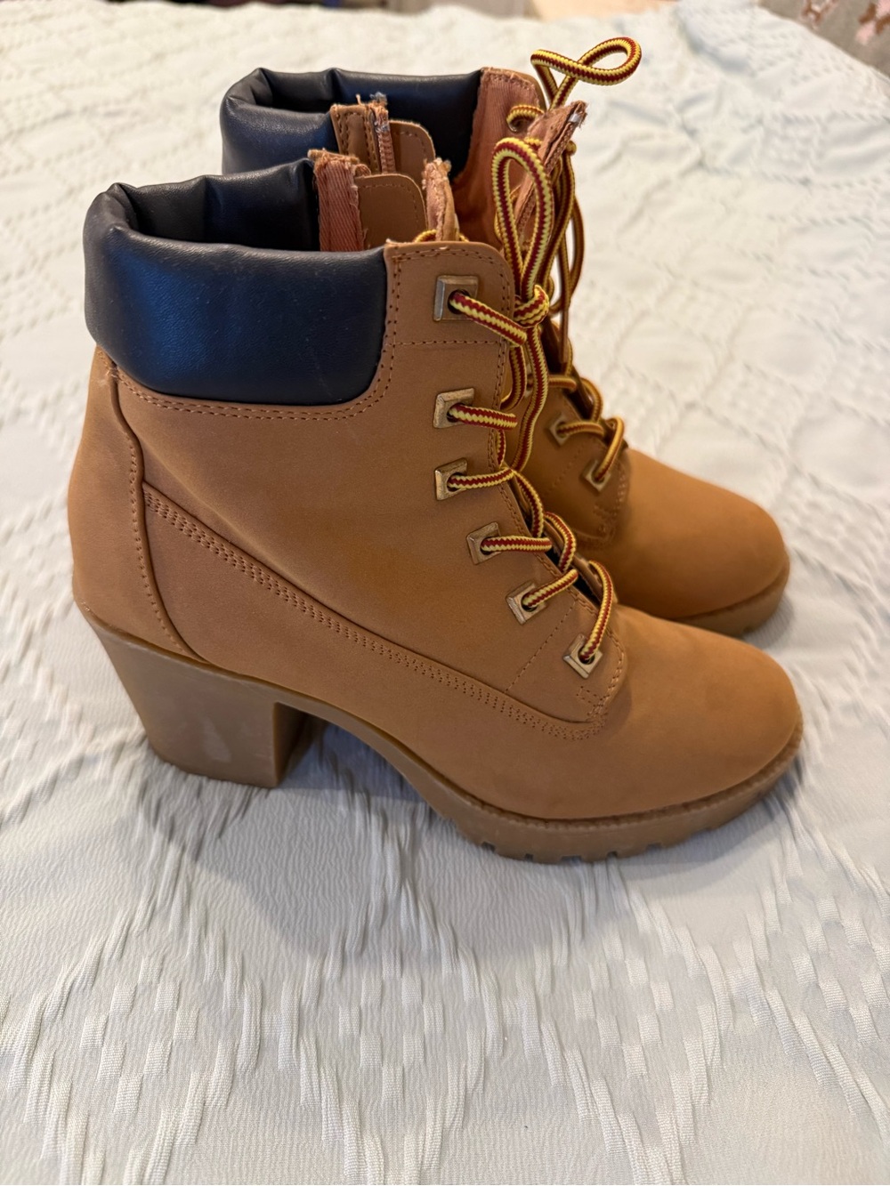 Zigi Soho Tan Lace-Up Block Heel Ankle Boots with Black Padded Collar